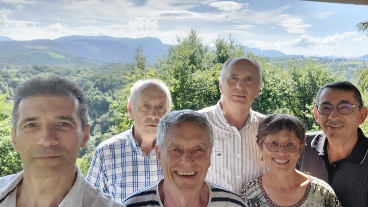 Des membres de la DS lors de l'université d'été 2023, dans les Pyrénées